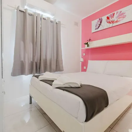 Apartment St Julians Centre 3bed With Views! By Homely *